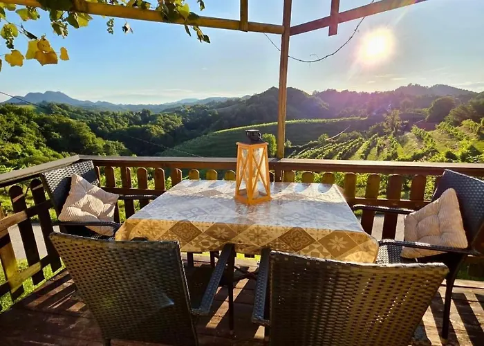 Haloze Chill 度假居 *